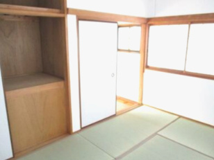 岩出市　新田広芝　の和室