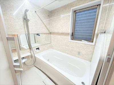 【浴室】 | 【仲介手数料３９０万円が無料！！】■等々力駅１０分■フルリフォーム済み | 【仲介手数料３９０万円が無料！！】
■等々力駅１１分
■ハイグレードフルリフォーム済
■ルーフバルコニー付
■大空の景色はおすすめ
■保証付き
■内覧可