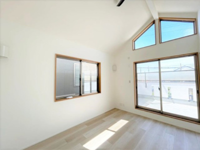 【洋室】 | 【仲介手数料３９０万円が無料！！】■等々力駅１０分■フルリフォーム済み | 【仲介手数料３９０万円が無料！！】
■等々力駅１１分
■ハイグレードフルリフォーム済
■ルーフバルコニー付
■大空の景色はおすすめ
■保証付き
■内覧可