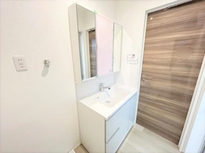 【独立洗面台】 | 【仲介手数料３９０万円が無料！！】■等々力駅１０分■フルリフォーム済み | 【仲介手数料３９０万円が無料！！】
■等々力駅１１分
■ハイグレードフルリフォーム済
■ルーフバルコニー付
■大空の景色はおすすめ
■保証付き
■内覧可