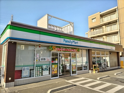 ファミリーマート 川口戸塚東店まで170ｍ