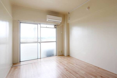 【居間・リビング】 | ビレッジハウス松川2号棟 | ビレッジハウスの同一物件・同一タイプの間取りの写真です