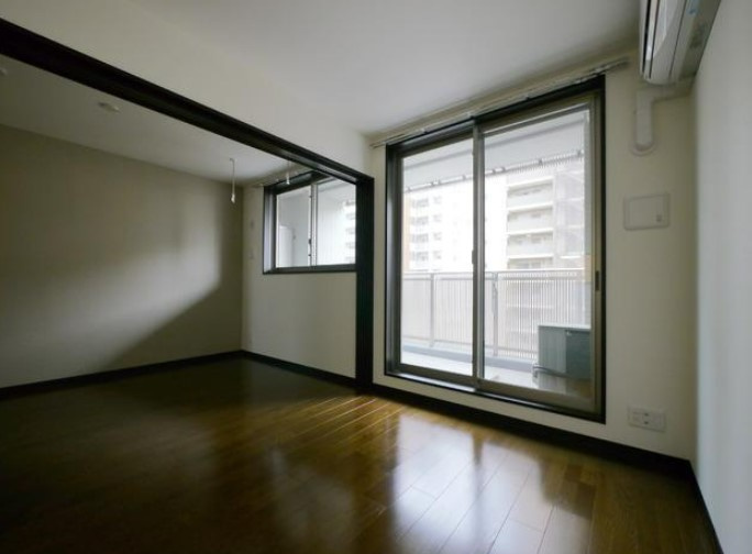 CHOUCHOU TOKIWADAIの洋室