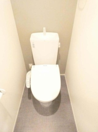 CHOUCHOU TOKIWADAIのトイレ