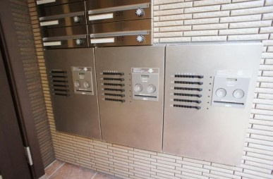 ラシーネ山光のロビー