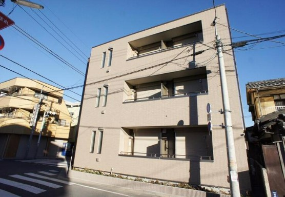 ラシーネ山光の外観