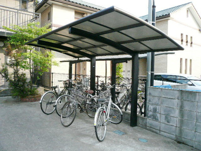 屋根付き駐輪場