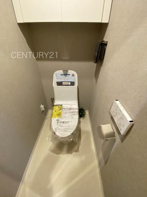 【トイレ】 | シンフォニア高崎城址 | 温水シャワー洗浄機能付きです。