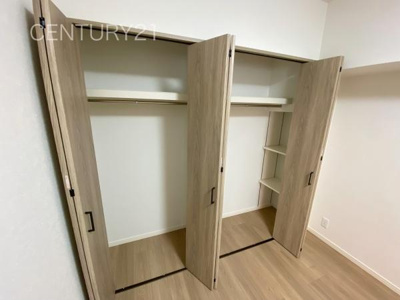 【収納】 | シンフォニア高崎城址 | ハンガーパイプ付きクローゼットです。