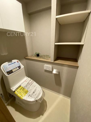 【トイレ】 | エクレール高崎 | 温水シャワー洗浄機能付きです。