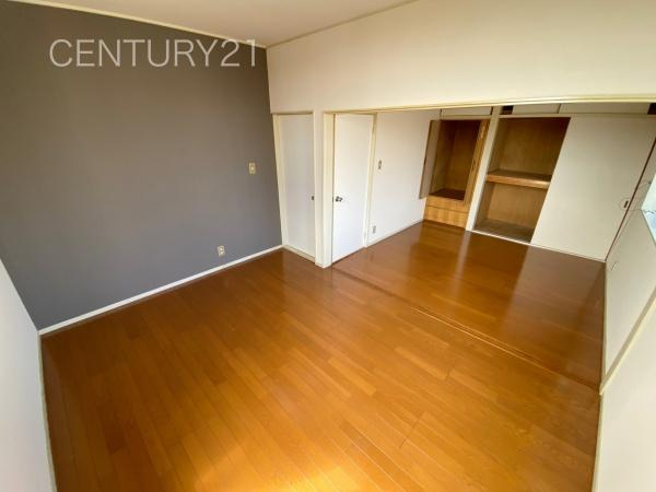 前橋市稲荷新田町中古一戸建ての洋室|２階の洋室です。