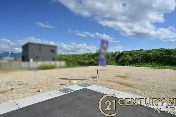 葛城市東室の売地の外観|■現地撮影写真■敷地面積は約６４坪と広々しています！お気軽にお問い合わせください！