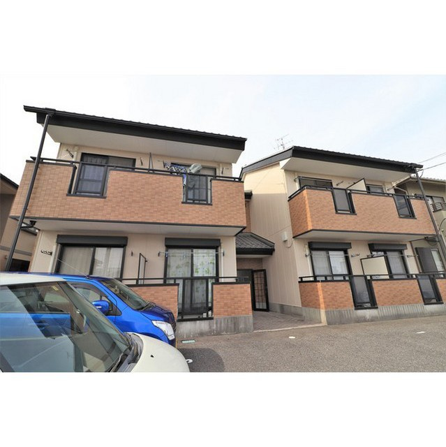 羽島市福寿町間島３丁目のアパートの外観