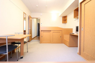 【居間・リビング】 | レオパレスおうみ