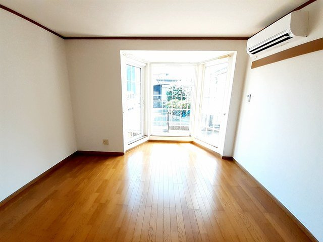 ヴェルドゥ－ラの内装