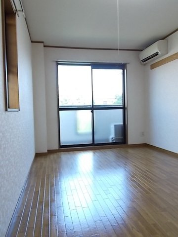 ローレル本町の内装