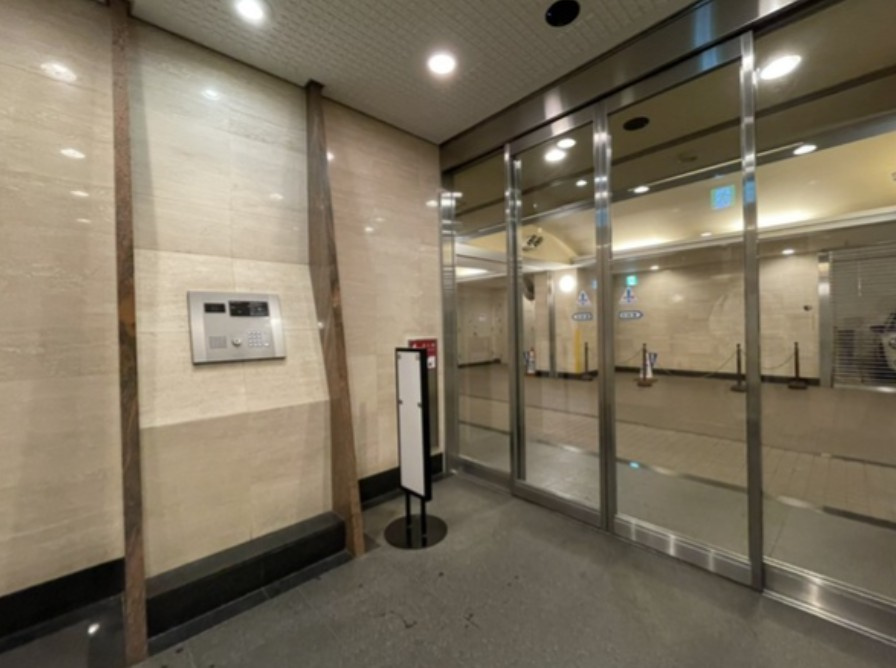 【エントランス】