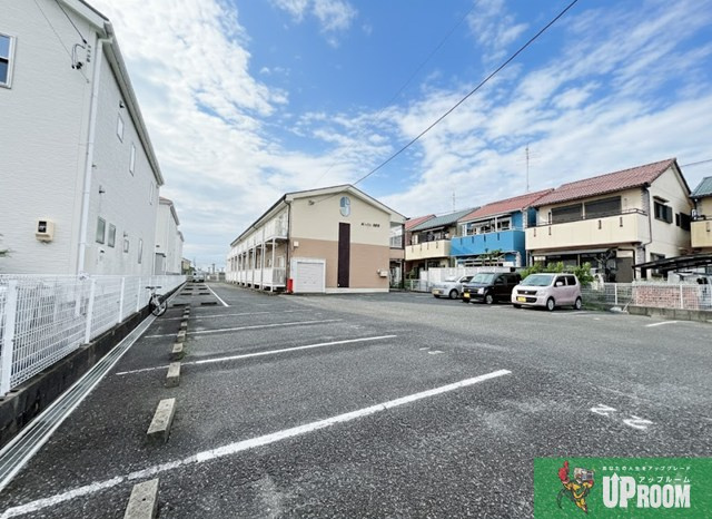 Surplus Ⅰ 御宮前の駐車場