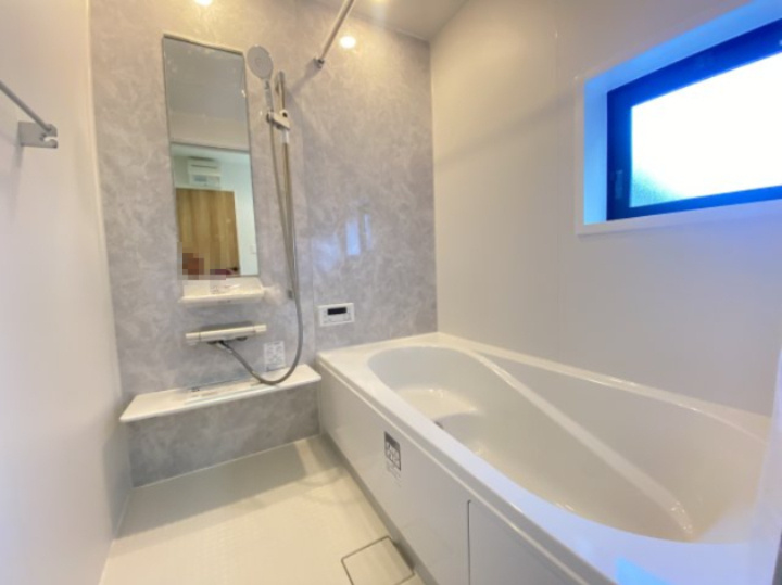 『八王子市新築戸建て』八王子市暁町3-2-5【仲介手数料無料】　　３期　の浴室|～仲介手数料無料☆八王子ひなた不動産～八王子市暁町　新築戸建て