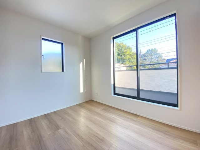 『八王子市新築戸建て』八王子市暁町3-2-5【仲介手数料無料】　　３期　の洋室|～仲介手数料無料☆八王子ひなた不動産～八王子市暁町　新築戸建て