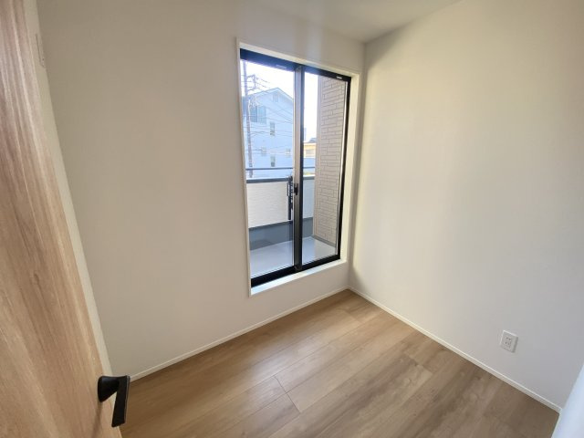 『八王子市新築戸建て』八王子市暁町3-2-5【仲介手数料無料】　　３期　の洋室|～仲介手数料無料☆八王子ひなた不動産～八王子市暁町　新築戸建て