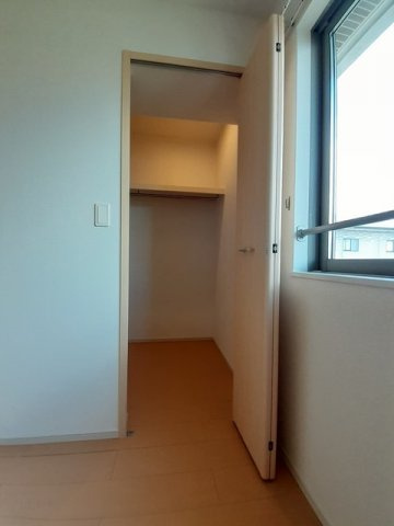 カトレア　スウィートの収納