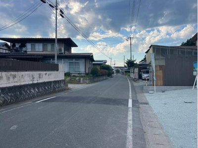 【前面道路含む現地写真】 | 東根市中央東建売住宅【A棟】 | 前面道路含む現地写真
