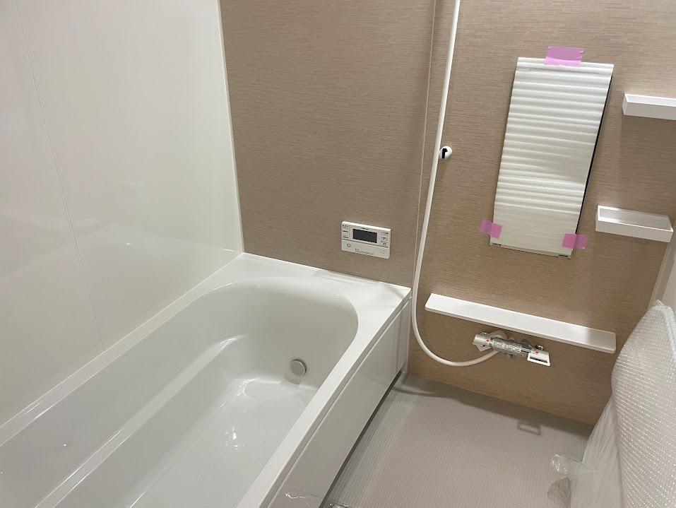 東根市中央東建売住宅【A棟】の浴室|広々浴室は、ゆったりとくつろいで疲れを癒す空間です。