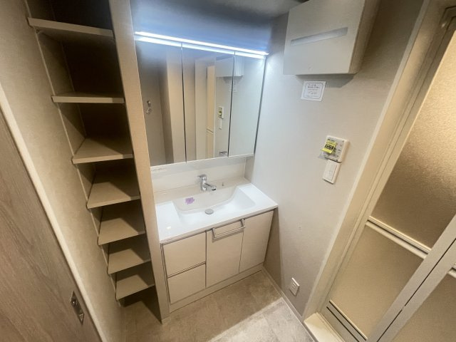 ランフォルセ香里園の洗面所