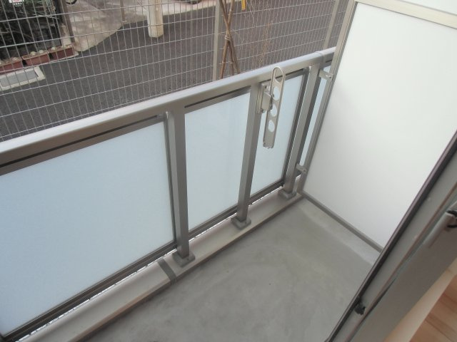 【バルコニー】