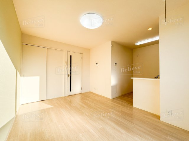 CREA宮ノ陣の居間・リビング|広いリビングです☆