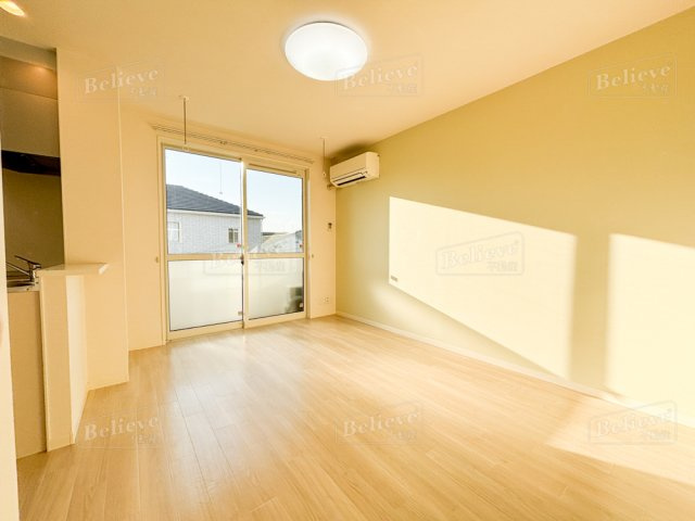 CREA宮ノ陣の寝室|広々とした洋室です☆