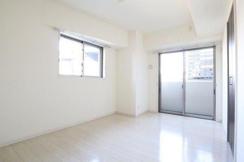 アルファステイツ城乾西八代の洋室|洋室 7帖