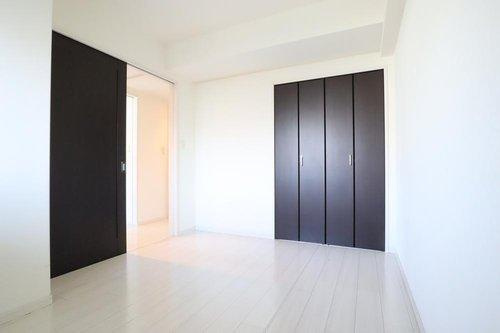 アルファステイツ城乾西八代の洋室|洋室 6帖