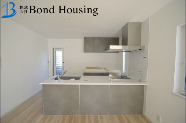 LDKは広々約19.5帖・お車2台駐車可　塩屋町4丁目　全2棟　2号棟のその他