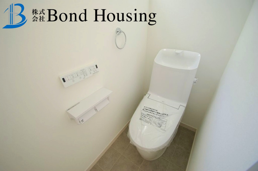 JR塩屋駅徒歩6分・オール電化住宅　塩屋町4丁目　全2棟　1号棟のトイレ