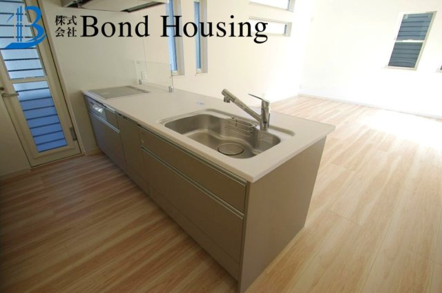 JR塩屋駅徒歩6分・オール電化住宅　塩屋町4丁目　全2棟　1号棟のキッチン