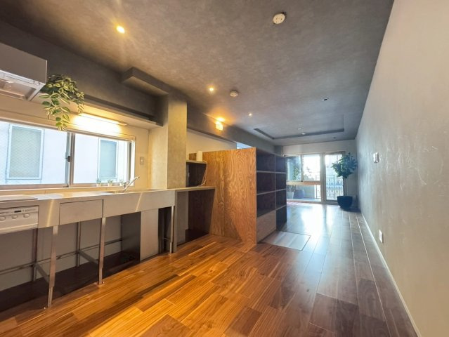 ３沿線利用可能◆２０２４年８月リノベーション済み２ＬＤＫ◆アルス四条室町Ｄ-ｓｔｙｌｅの居間・リビング|リビング