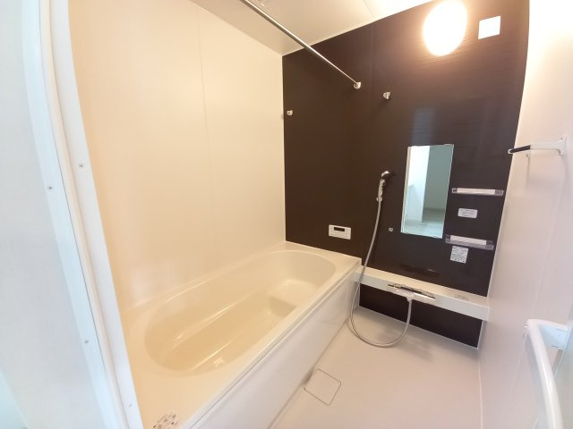 水戸市本町　1期の浴室|足が伸ばせる浴槽で、一日の疲れを癒してください～！リラックスタイムを～