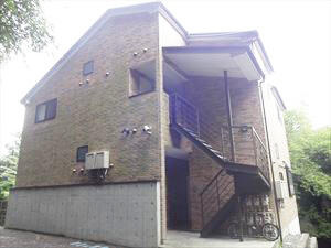 川崎市多摩区東生田２丁目のアパート