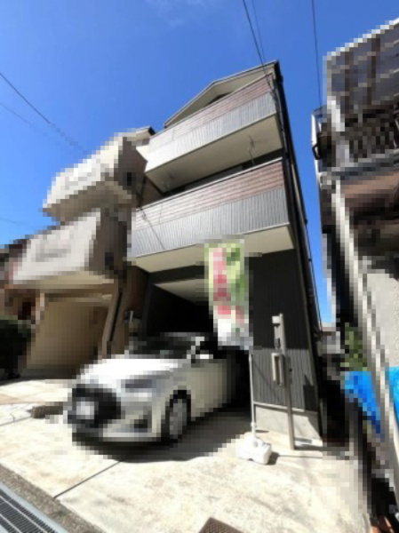 高宮栄町　中古一戸建ての駐車場|駐車1台
■物件内覧・資金計画相談・住宅ローン相談、リフォーム相談、お問合せ受付中■
※当日・翌日のご内覧、ご相談はお電話でのお問合せがスムーズです！