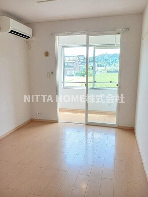 メゾンフランＢの居間・リビング|ダイニングは6帖◆