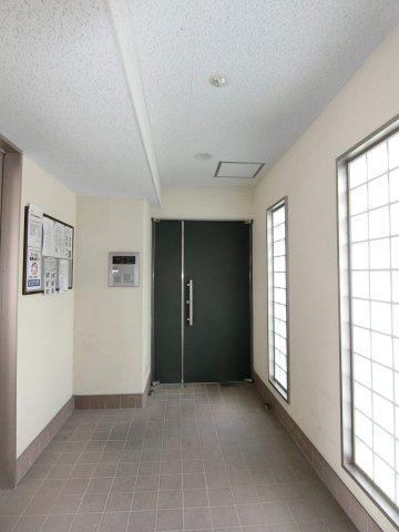 en Reve（アン・レーヴ）－夢の中へ－のエントランス