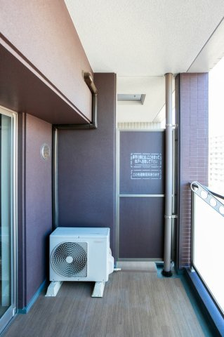 サヴォイ ラ・サブリエール　2階のバルコニー|別号室のものになります。現状優先。