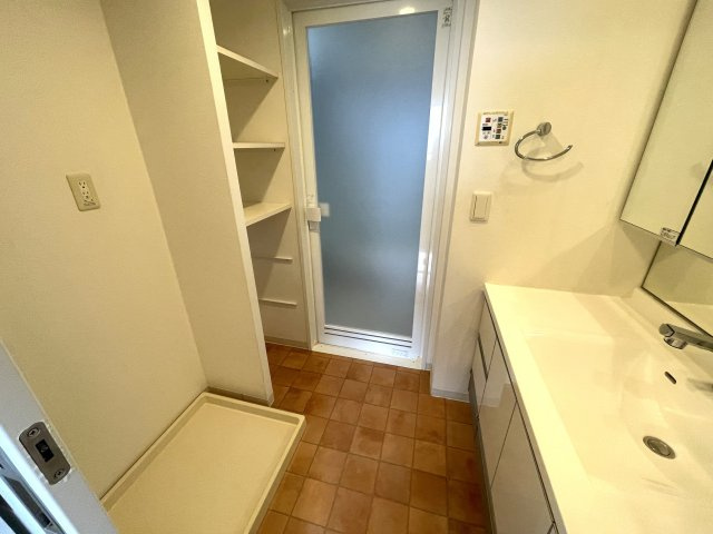 エクシオ中浦和レジデンスの洗面所