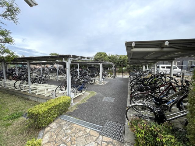 エクシオ中浦和レジデンスのその他|駐輪場、バイク置き場有り