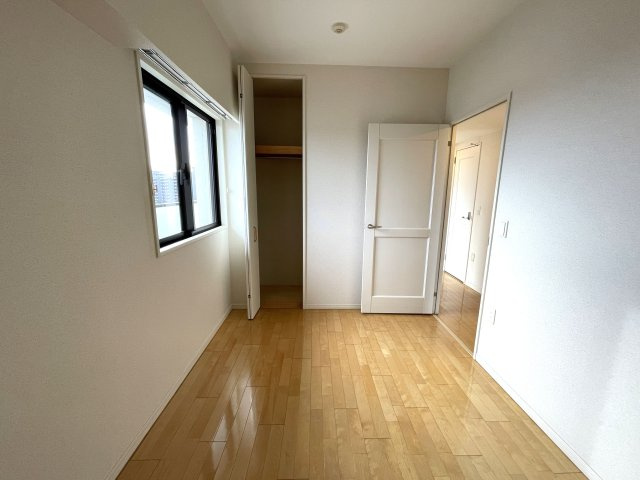 エクシオ中浦和レジデンスの洋室|約5.0畳