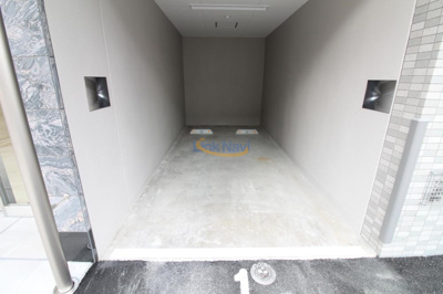 【駐車場】 | エスリードレジデンス大阪弁天町