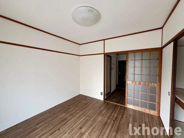 茨木フラワーハイツの居間・リビング|使いやすいリビングです