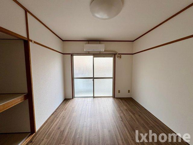 茨木フラワーハイツの居間・リビング|居間です